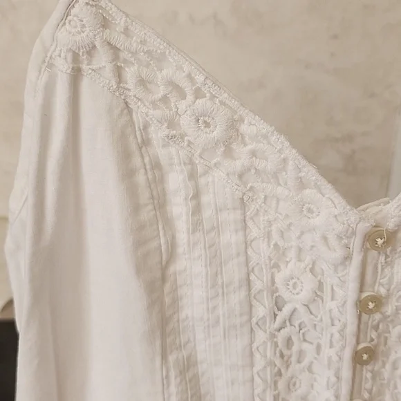 🎀🩷 ABERCROMBIE CROCHET EMBROIDERED MINI DRESS 🩷🎀 - Picture 4 of 17